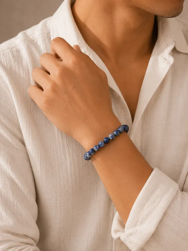 Sodalite_Bracelet_–_Stone_of_Clarity,_Logic_&_Communication