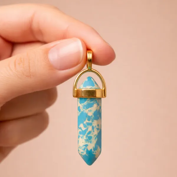 Turquoise_Howlite_Crystal_Pendant__Energy_And_Protection_Necklace