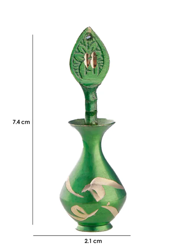 Bhimsemi_Neem_Surma_3g._With_Green__Brass_Surmedani
