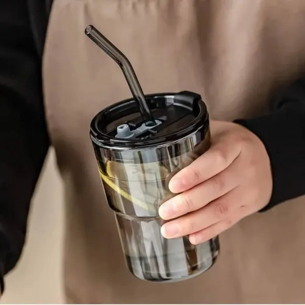 Black_Tumbler_With_Straw_For_Hot_And_Cold_Drink_Storage