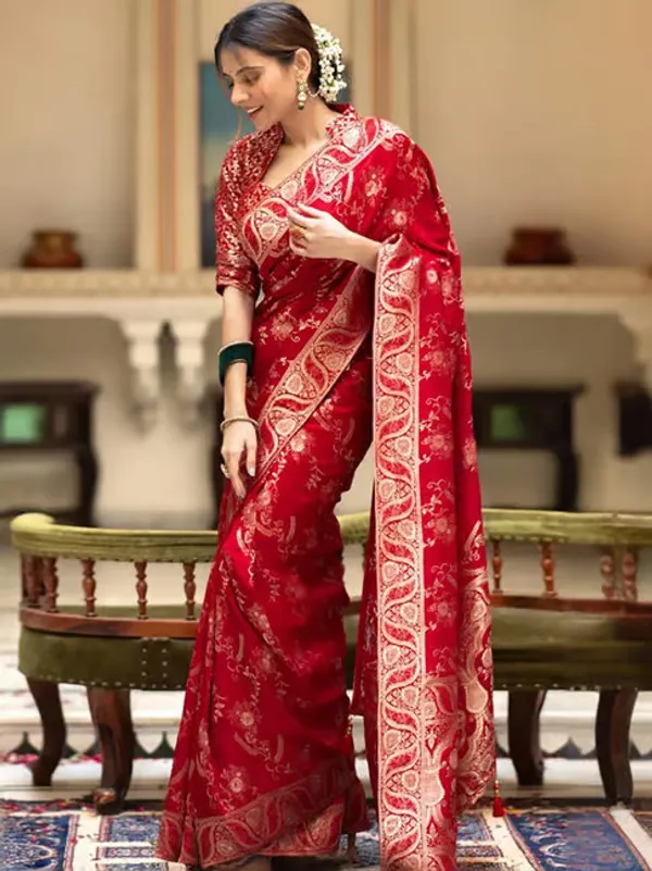 Pretty_Kanya_Banarasi_Soft_Silk_Saree_with_Traditional_Zari_Work_&_All-Over_Jacquard_Blouse