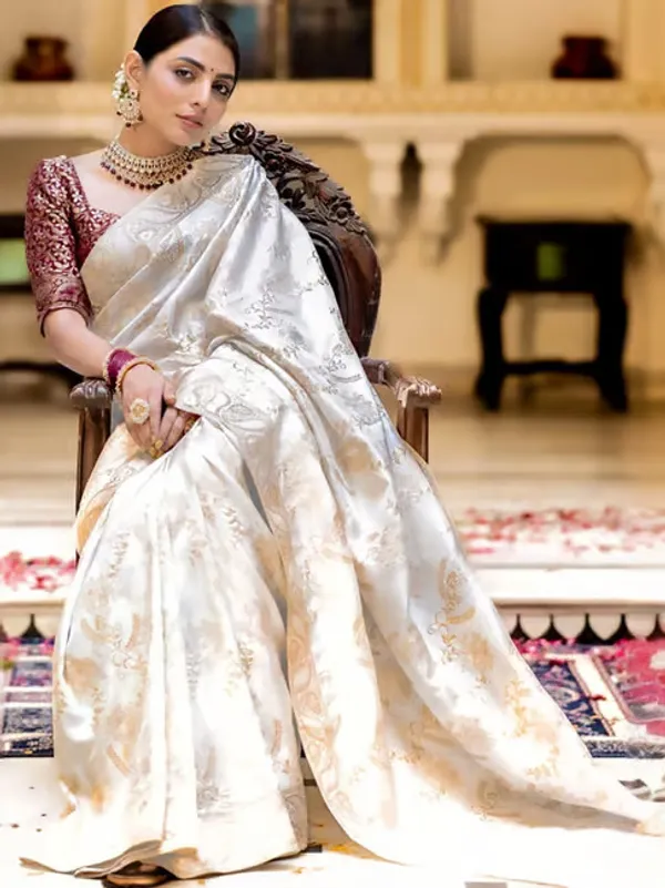 Pretty_Kanya_Banarasi_Soft_Silk_Saree_with_Traditional_Zari_Work_&_All-Over_Jacquard_Blouse