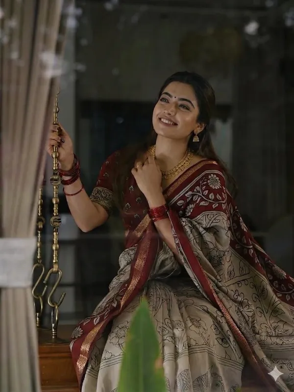 Pretty_Kanya_Soft_Cotton_Silk_Bandhej_Saree_with_Traditional_Zari_Border