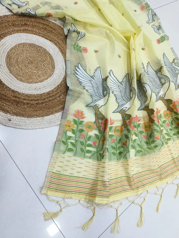 Pretty_Kanya_Pure_Gold_Zari_Jacquard_Saree_with_Rich_Pallu_&_Exclusive_Blouse