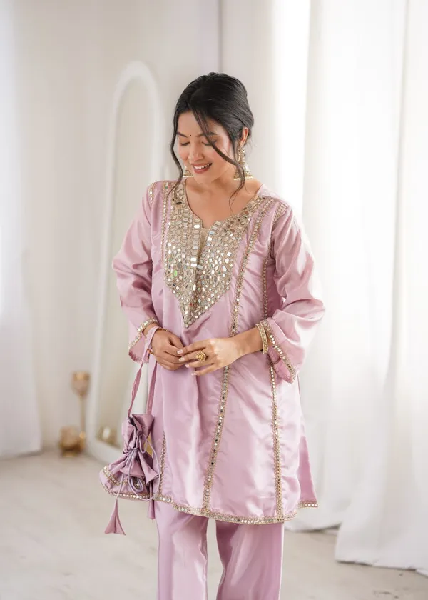 Premium_Ready-to-Wear_Kurti_Pant_with_Batwa