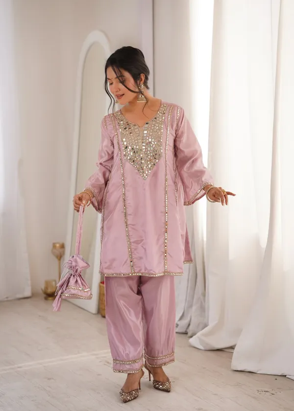 Premium_Ready-to-Wear_Kurti_Pant_with_Batwa
