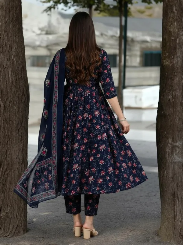 Women_Floral_Printed_Tiered_Kurta_with_Trousers_&_With_Dupatta
