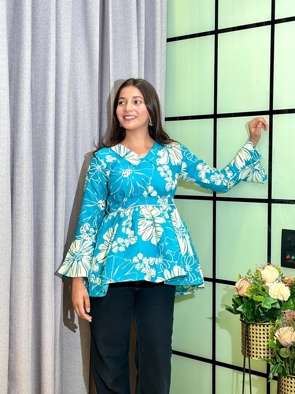 Stylish_Floral_Printed_Short_Kurti_for_Women