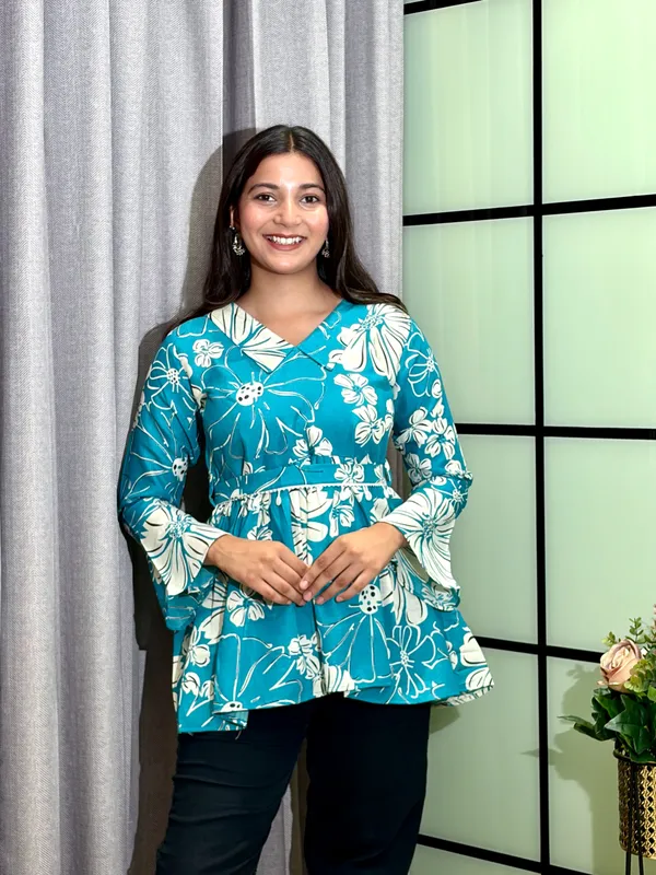 Stylish_Floral_Printed_Short_Kurti_for_Women