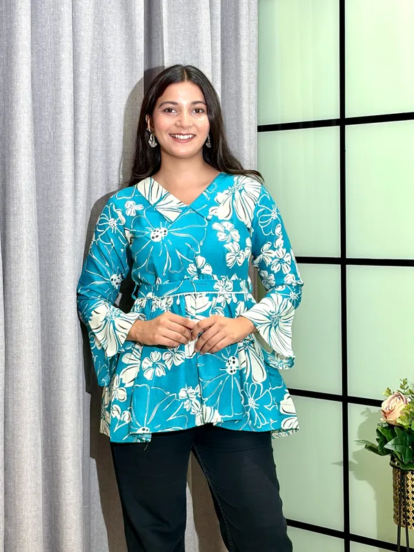 Stylish_Floral_Printed_Short_Kurti_for_Women