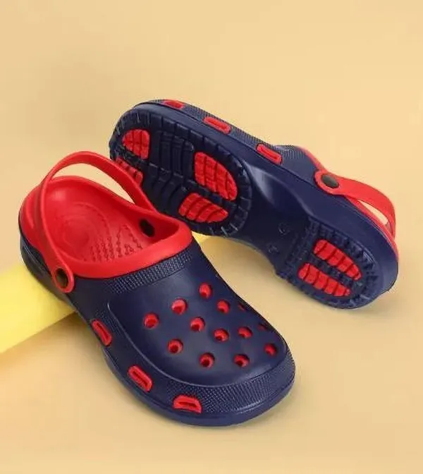 Red_Eva_Casual_Clogs_For_Men