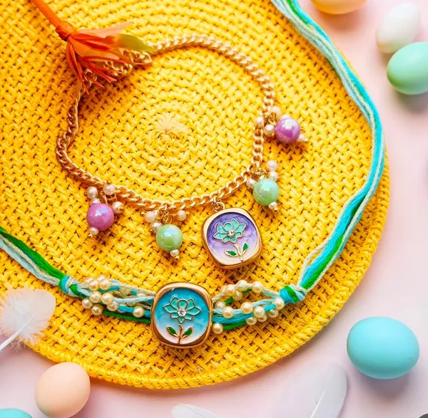 Floral_Charm_Bracelet_&_Rakhi_Combo_|_Handmade_Designer_Rakhi_Gift_Set