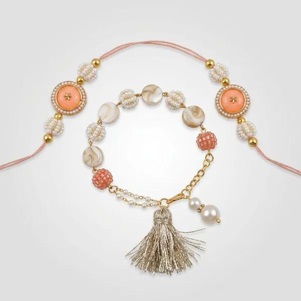 Stylish_and_elegant_Bracelet_set_with_pearl_hanging_.