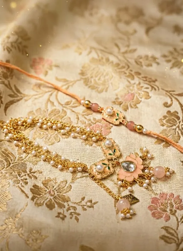 Premium_Bhai_Bhabhi_Rakhi_Set_|_Peach_Floral_Lumba_with_Pearl_Chain_&_Kundan_Design