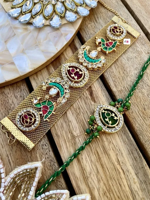 Premium_Peacock_Designer_Rakhi_Featuring_Green_Enamel_and_Crystal_Kundan_Handcrafted_Raksha_Bandhan_Bracelet