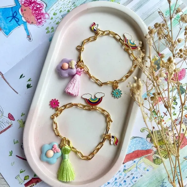 Kids_Rainbow_Bracelets