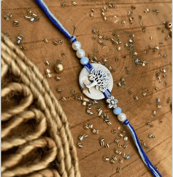 Life_tree_with_blue_thread_rakhi