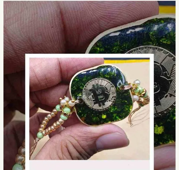 Rakhi_for_bitcoin_lover_brothers