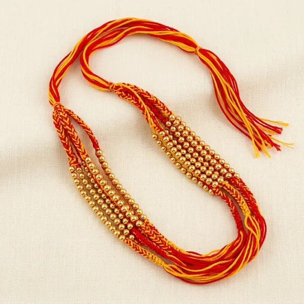 Moli_with_golden_beads_on_both_sides
