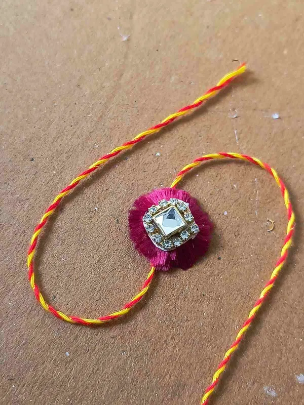 Beautiful_Stone_Rakhi