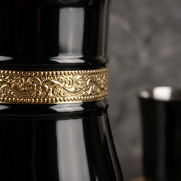 Luxe_Black_High_Gloss_Finish_Stainless_Steel_Essential_Jug_With_3_Glass_For_Home_&_Kitchen