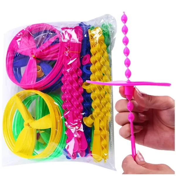 Multicolour_6_Pcs_/_Set_Plastic_Flying_Saucers_Pull_String_Spinning_Wheel_Outdoor_Toy