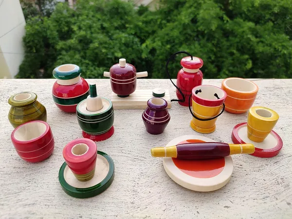 Multicolour_Wooden_Traditional_Indian_Kitchen_Set_Toys__16_Pcs