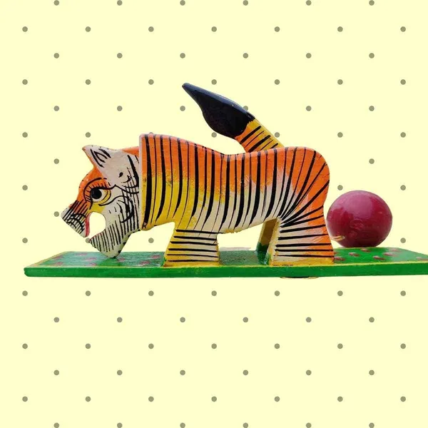 Multicolour_Moving_Tiger_Handcrafted_Wooden_Mechanical_Toy