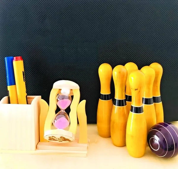 Multicolour_Wooden_Bowling_Pins_For_Kids