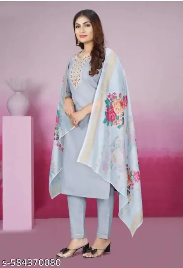 Grey_Rayon_And_Chanderi_Silk_Kurti_Set_For_Women