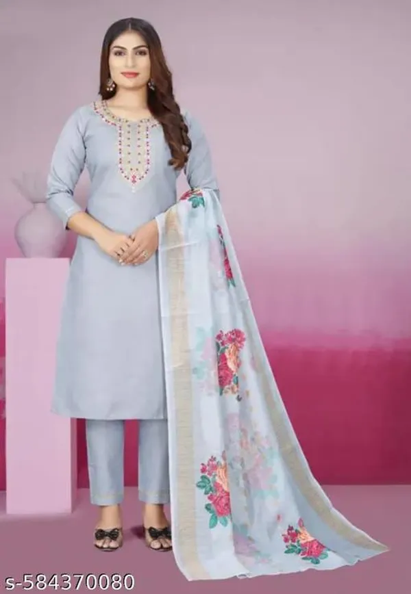 Grey_Rayon_And_Chanderi_Silk_Kurti_Set_For_Women