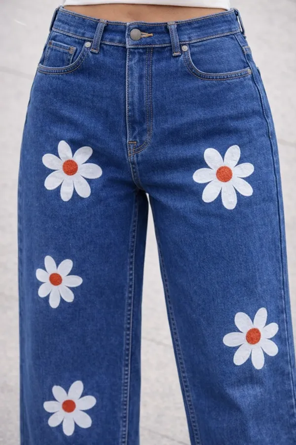 Light_Blue_Denim_High_Rise_Wide_Leg_Jeans_For_Women_And_Girls
