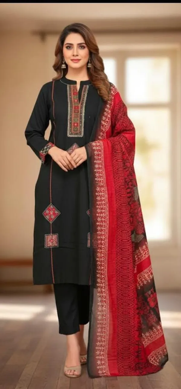 The_Midnight_Grace:_Black_&_Red_Ethnic_Ensemble"