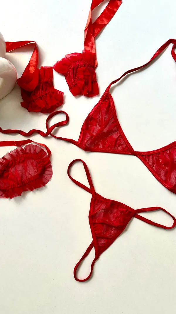 Scarelet_Whisper_lingerie
