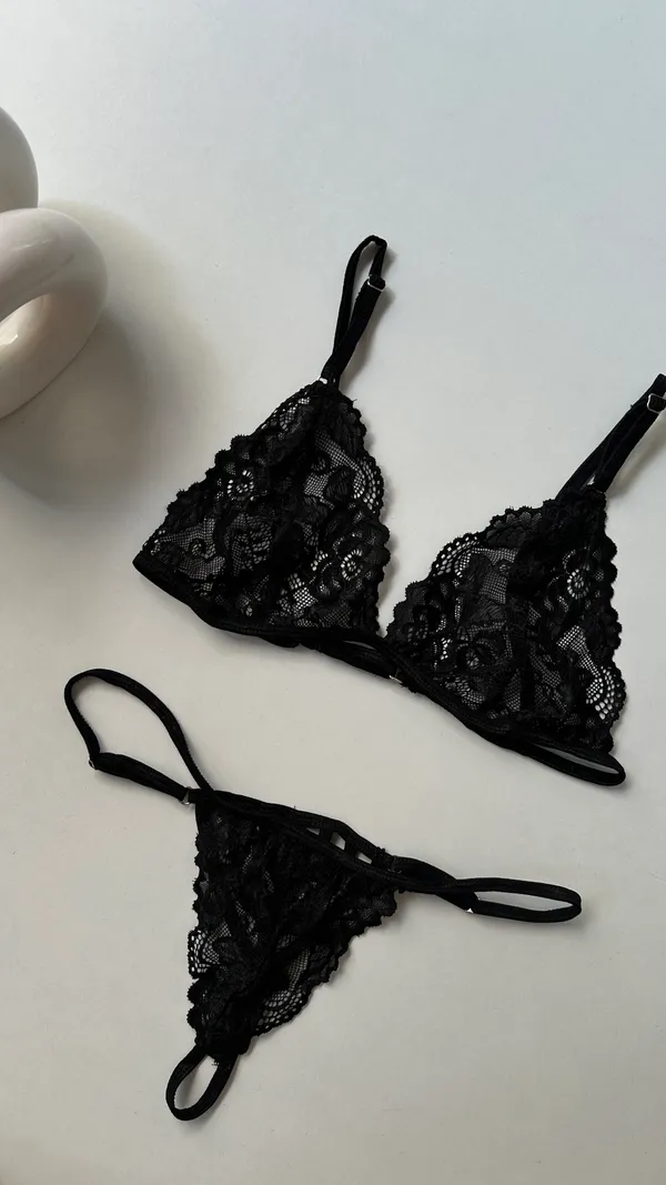 Black_Classic_Lace_lingerie