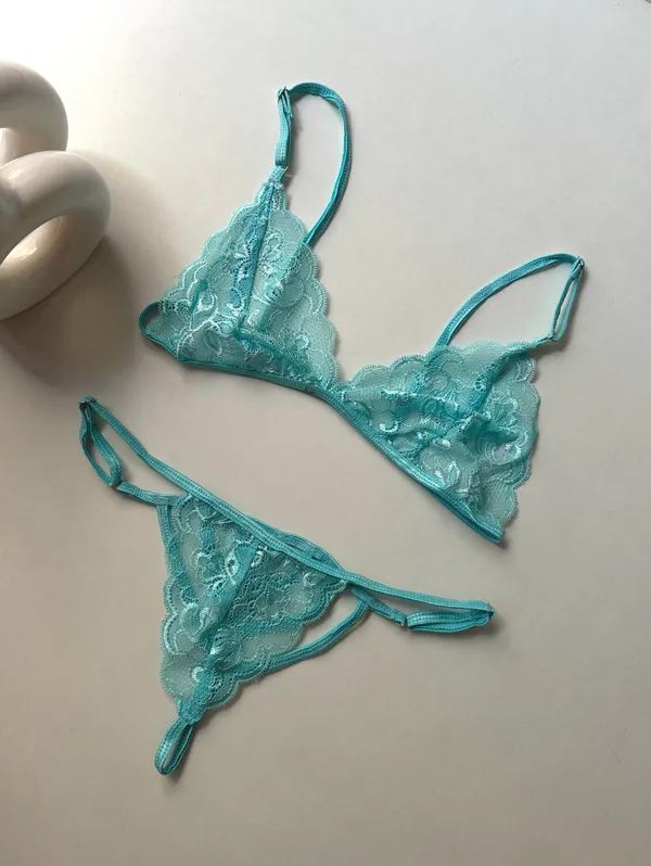 Aqua_Lace_lingerie