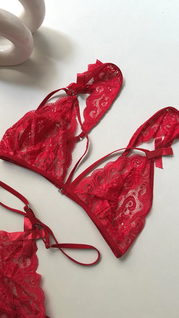 Rouge_Bloom_lingerie
