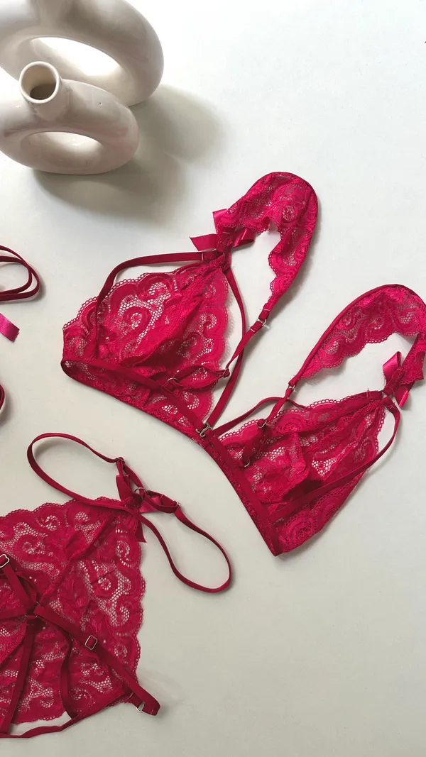 Rouge_Bloom_lingerie