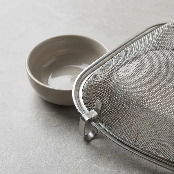 Silver_Stainless_Steel_Sink_Corner_Strainer_And_Organizer_Triangle_Drainer_Basket_For_Kitchen_And_Storage