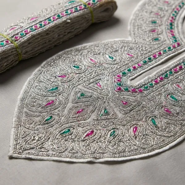 White_And_Silver_Tilla_And_Zari_Premium_And_Elegant_Neck_Design_For_Women_And_Girls
