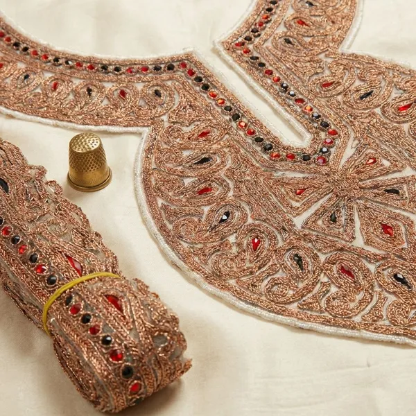 Copper_Tilla_And_Zari_Premium_And_Elegant_Neck_Design_For_Women_And_Girls