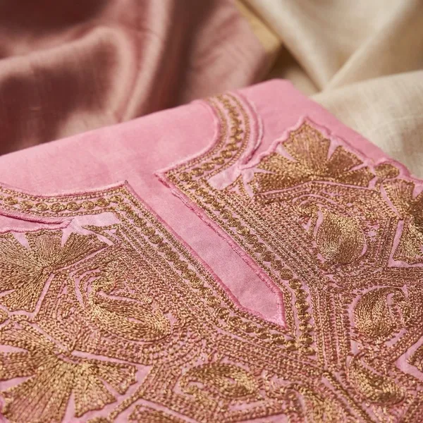 Pink_And_Copper_Tilla_And_Zari_Premium_And_Elegant_Neck_Design_For_Women_And_Girls