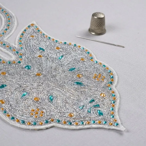 White_And_Silver_Tilla_And_Zari_Premium_And_Elegant_Neck_Design_For_Women_And_Girls