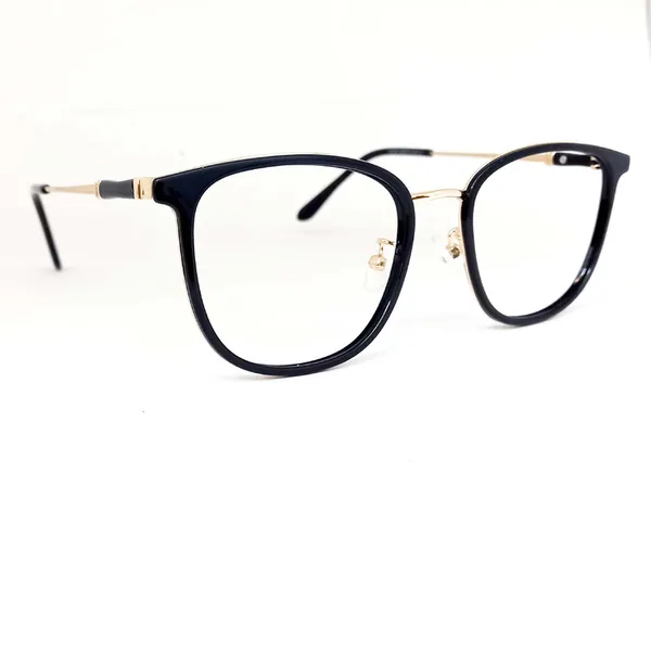 Black_Premium_Metal_Frame_For_Unisex