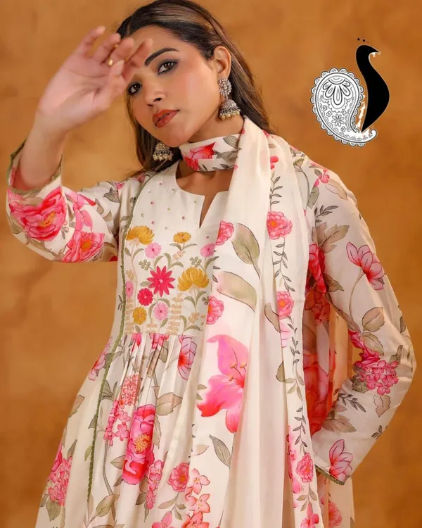 Ivory_Floral_Embroidered_Cotton_Anarkali_Set