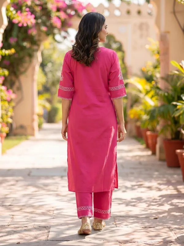 Rangnoor_Pink_Embroidered_South_Cotton_Kurta_Pant_Co-ord_Set