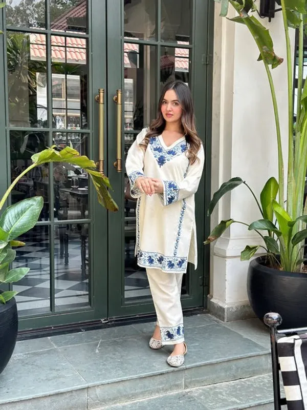 Women's_Ivory_Cotton_Flex_Embroidered_Co-ord_Set