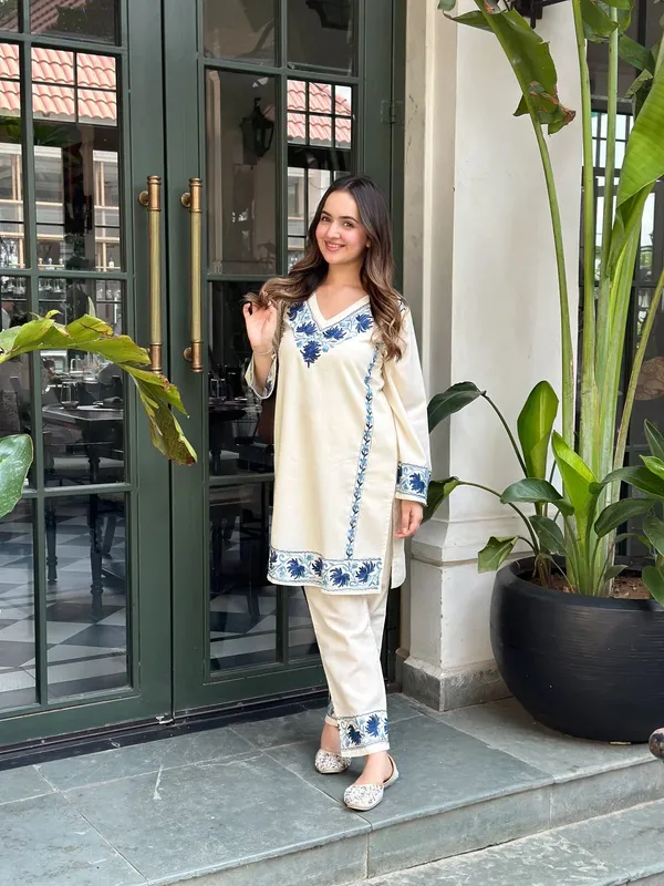 Women's_Ivory_Cotton_Flex_Embroidered_Co-ord_Set