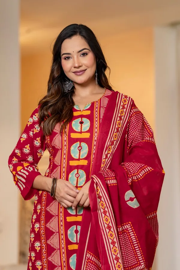 Women's_Maroon_Printed_Cotton_Suit_Set_with_Mirror_Work