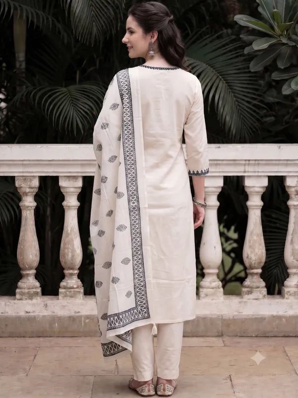 Cotton_Flex_Heavy_Embroidered_Kurta_Pant_Set_with_Printed_Dupatta